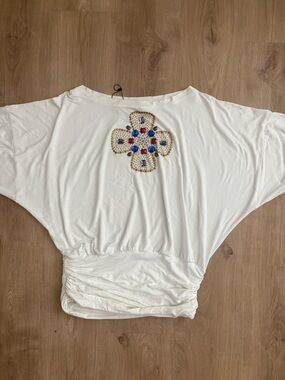 Vtg 90’s St. John White Embellished Batwing Top with Blue and Red Accents